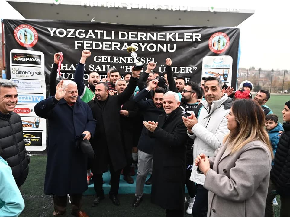 8. GELENEKSEL HALİL ÜNLER FUTBOL TURNUVASI ÖDÜL TÖRENİ — fotoğraf 20