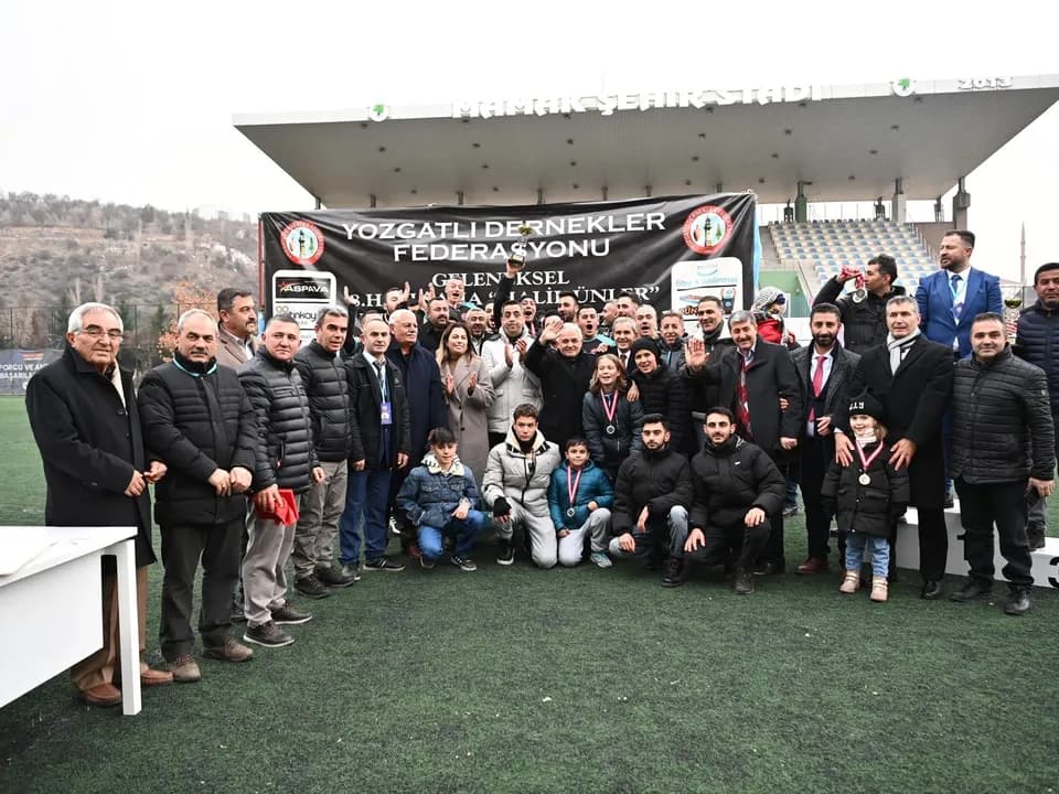 8. GELENEKSEL HALİL ÜNLER FUTBOL TURNUVASI ÖDÜL TÖRENİ — fotoğraf 19