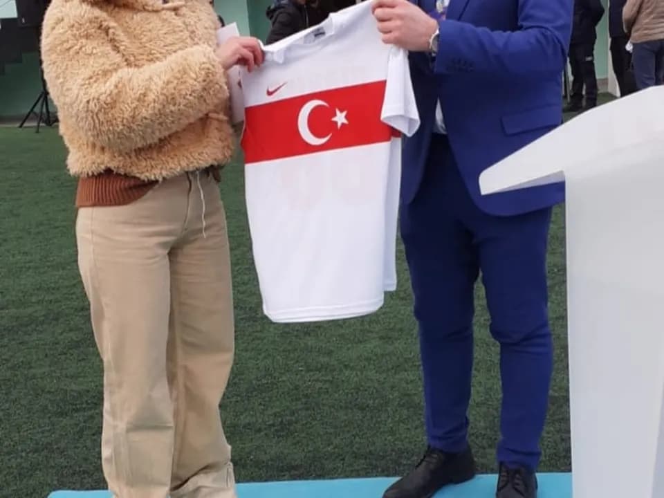 8. GELENEKSEL HALİL ÜNLER FUTBOL TURNUVASI ÖDÜL TÖRENİ — fotoğraf 11