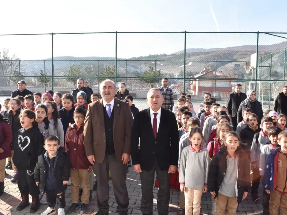 KADIŞEHRİNDE ÖĞRENCİLERE SOSYAL YARDIM DESTEĞİ — fotoğraf 2