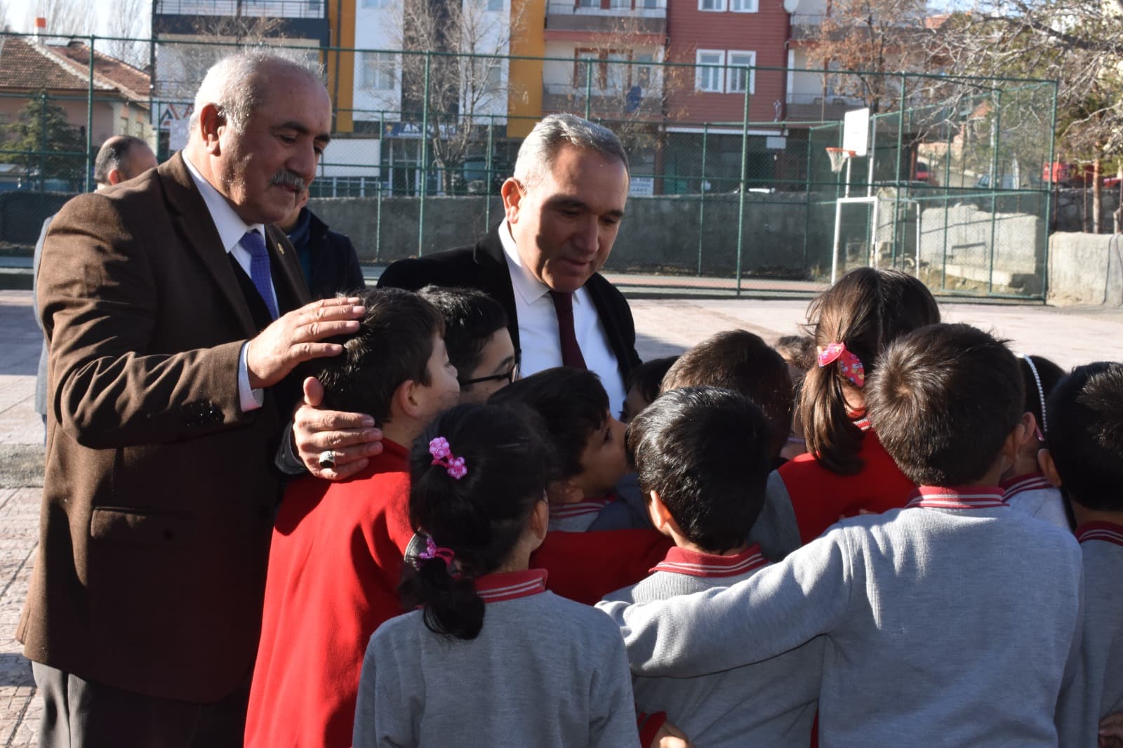 KADIŞEHRİNDE ÖĞRENCİLERE SOSYAL YARDIM DESTEĞİ — fotoğraf 4