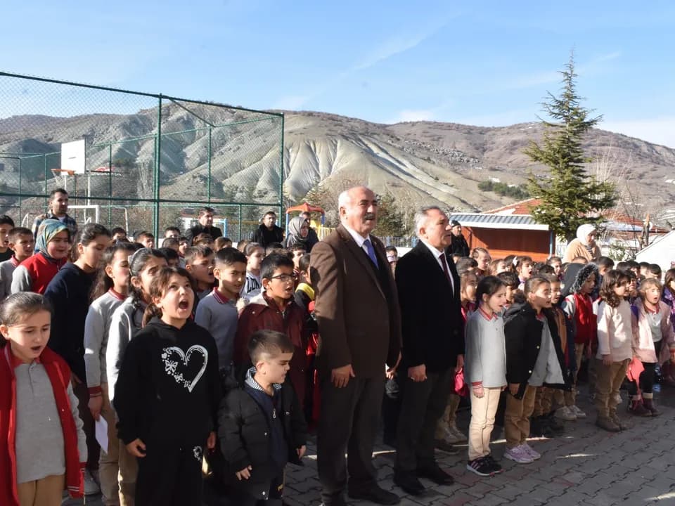 KADIŞEHRİNDE ÖĞRENCİLERE SOSYAL YARDIM DESTEĞİ — fotoğraf 6