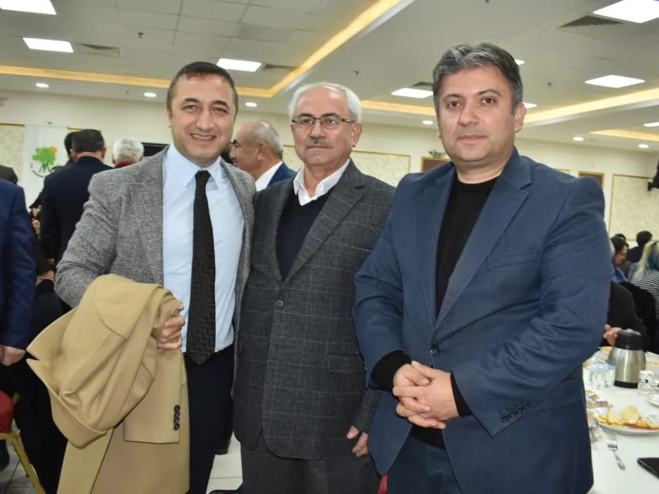 YOZGATLI DERNEKLER FEDERASYONU ARABAŞI ETKİNLİĞİ — fotoğraf 2