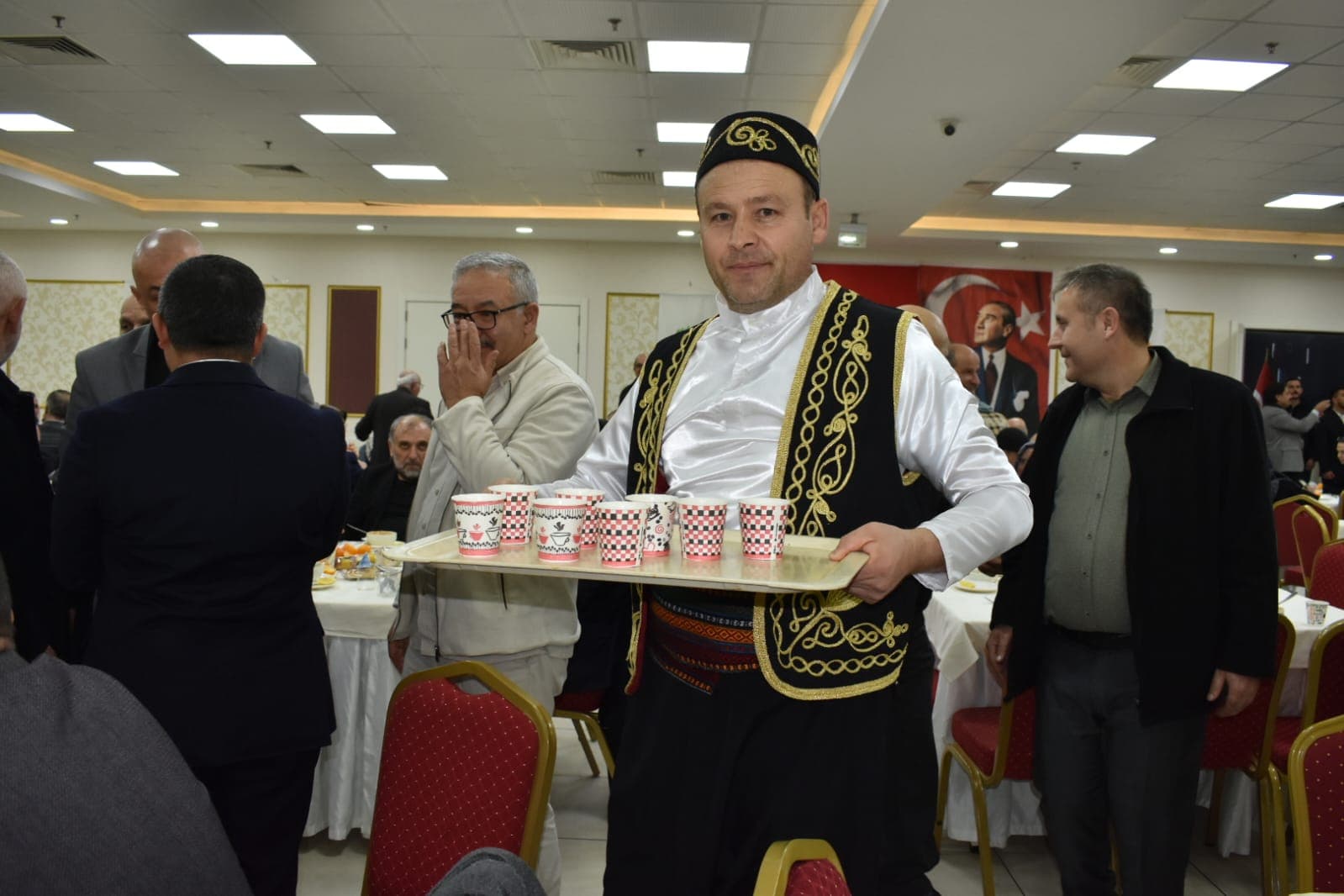 YOZGATLI DERNEKLER FEDERASYONU ARABAŞI ETKİNLİĞİ — fotoğraf 16