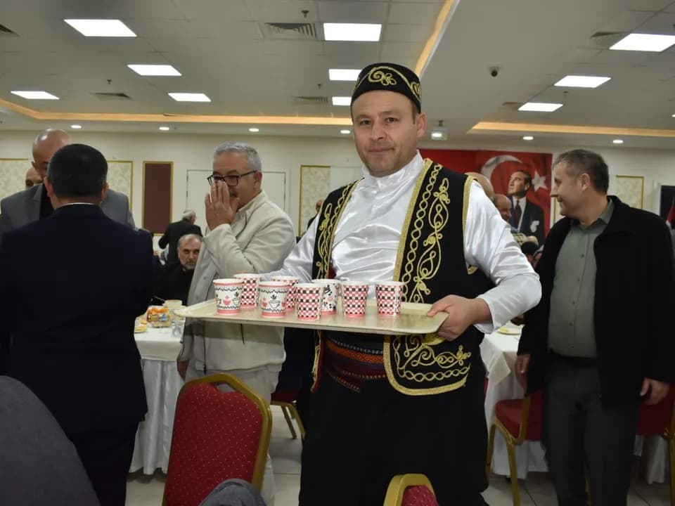 YOZGATLI DERNEKLER FEDERASYONU ARABAŞI ETKİNLİĞİ — fotoğraf 97