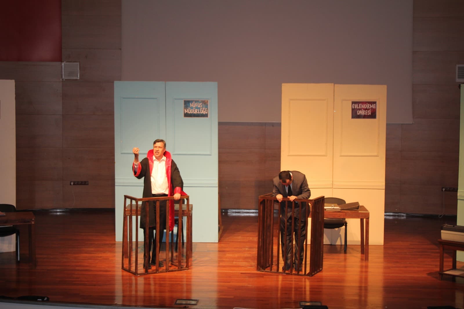 ”BİR MEMLEKET HİKAYESİ” SEYİRCİYLE BULUŞTU — fotoğraf 2