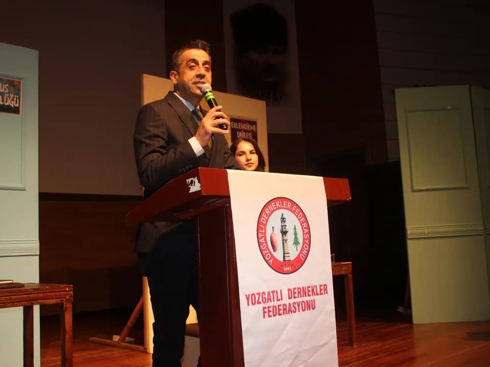 ”BİR MEMLEKET HİKAYESİ” SEYİRCİYLE BULUŞTU — fotoğraf 9