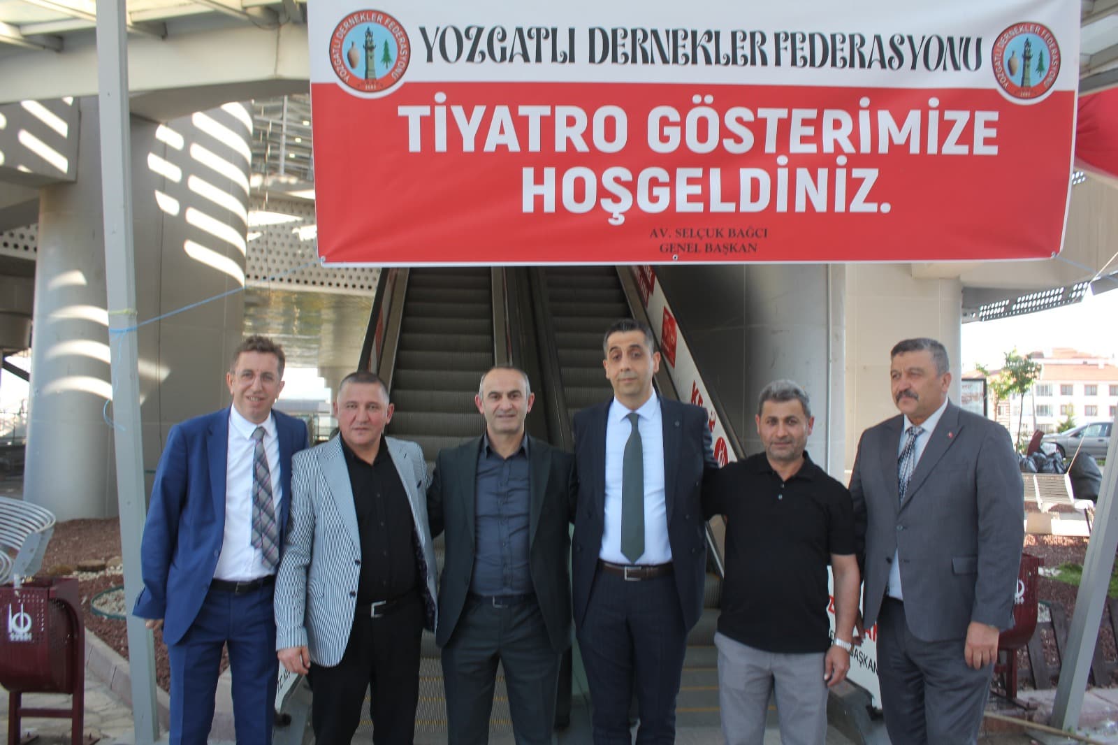 ”BİR MEMLEKET HİKAYESİ” SEYİRCİYLE BULUŞTU — fotoğraf 24