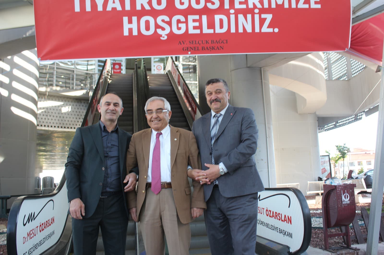 ”BİR MEMLEKET HİKAYESİ” SEYİRCİYLE BULUŞTU — fotoğraf 25