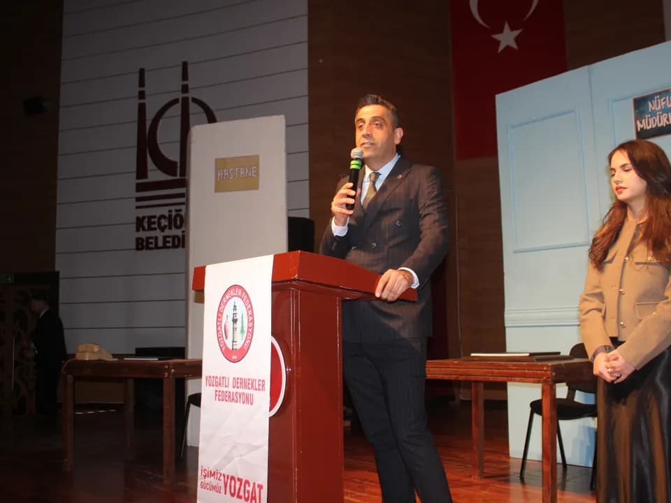 ”BİR MEMLEKET HİKAYESİ” SEYİRCİYLE BULUŞTU — fotoğraf 52