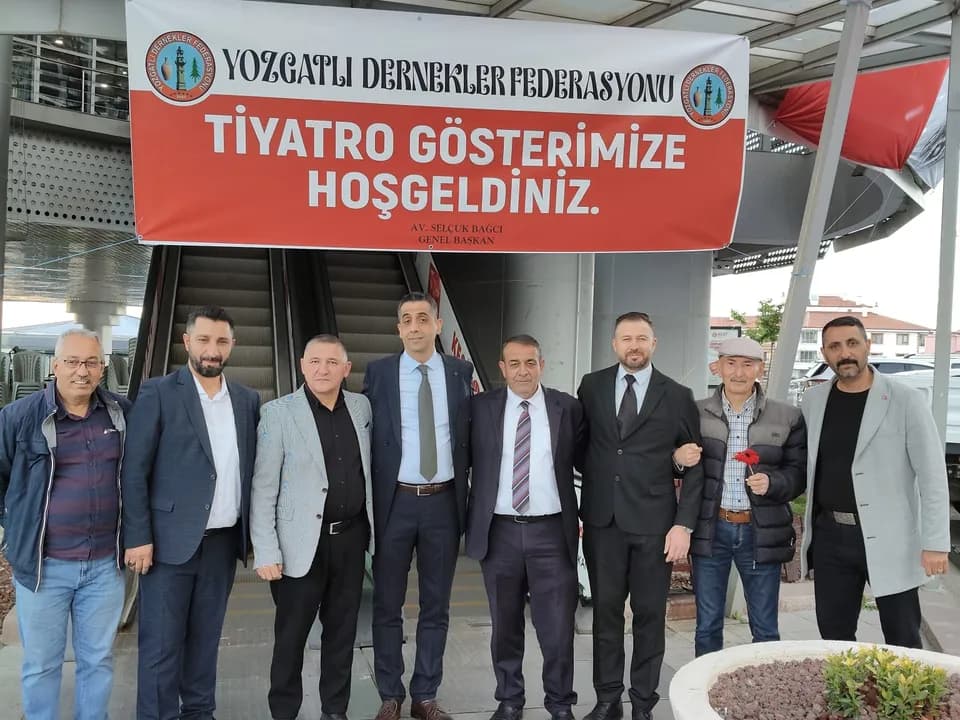 ”BİR MEMLEKET HİKAYESİ” SEYİRCİYLE BULUŞTU — fotoğraf 67