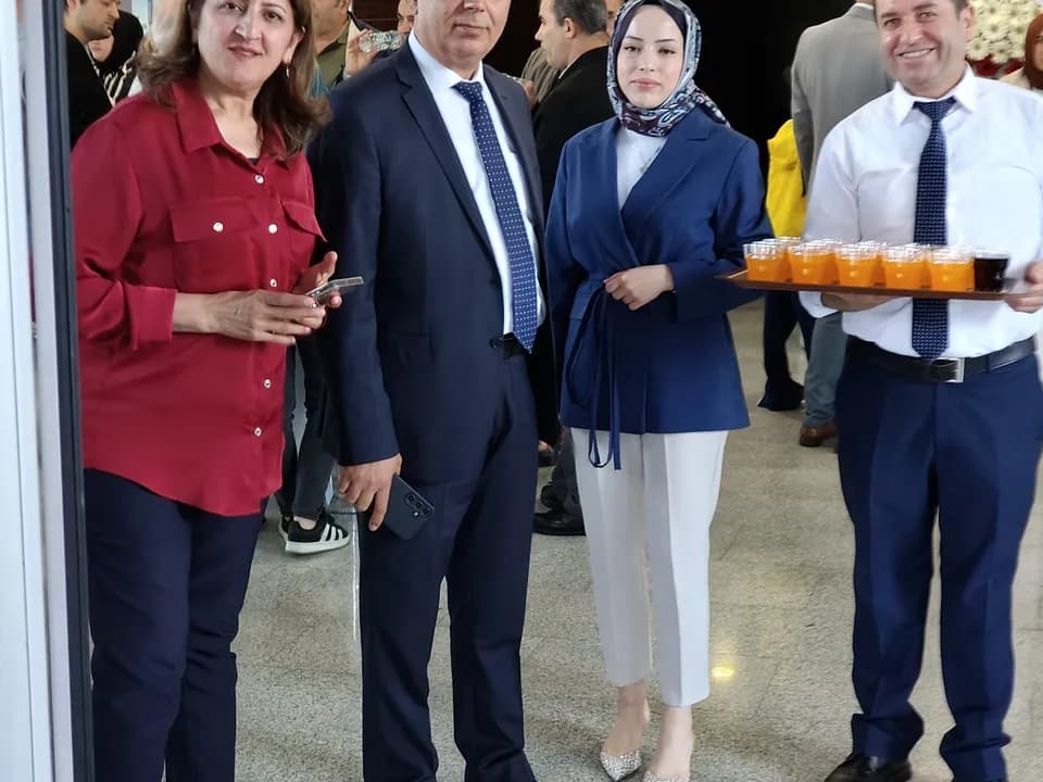 ”BİR MEMLEKET HİKAYESİ” SEYİRCİYLE BULUŞTU — fotoğraf 73
