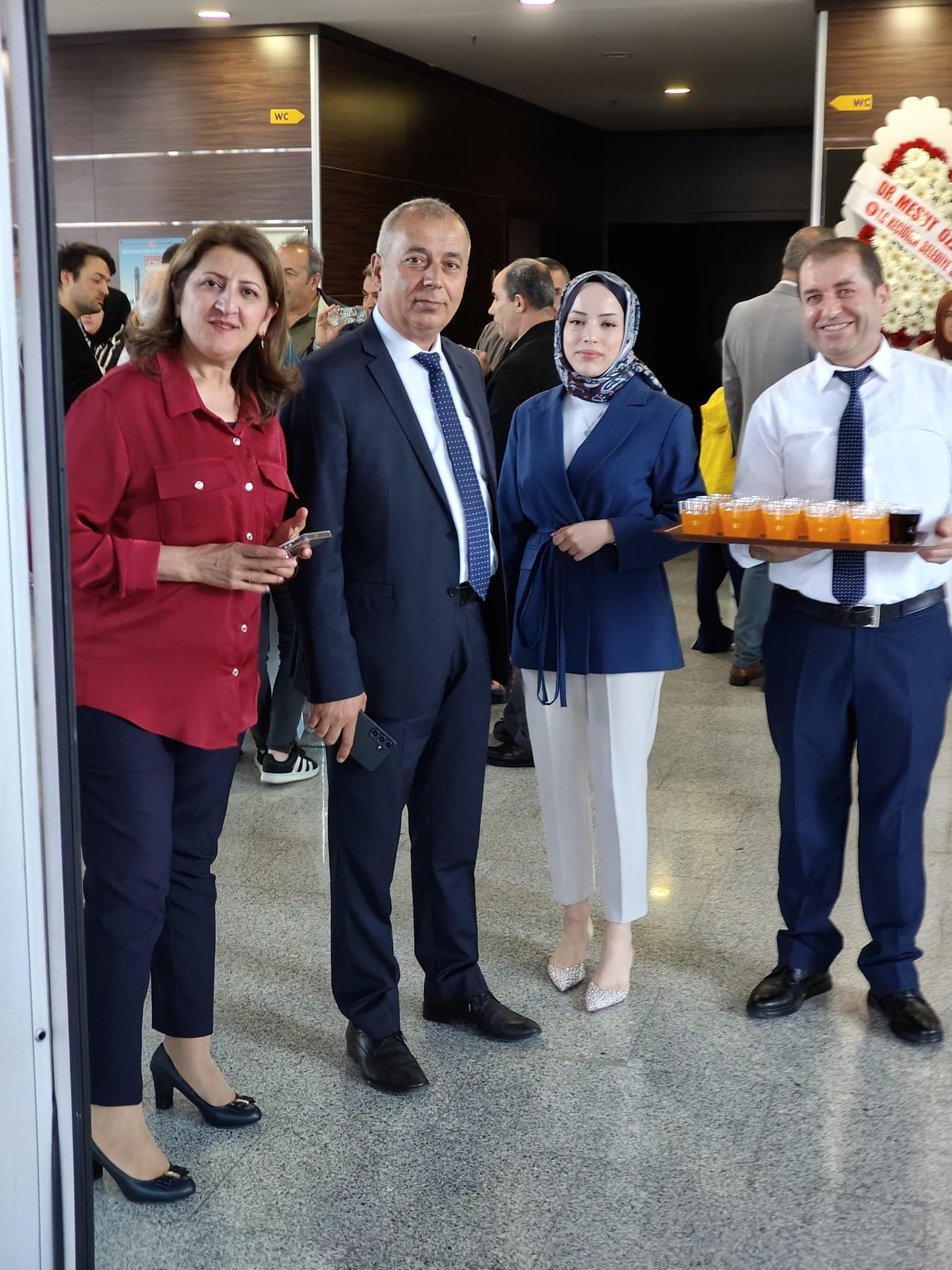 ”BİR MEMLEKET HİKAYESİ” SEYİRCİYLE BULUŞTU — fotoğraf 73